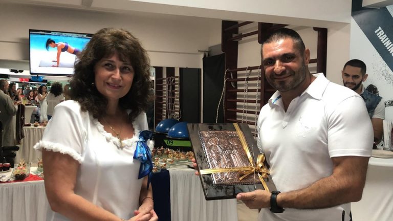 Горещи новини | Кметът на Лясковец д-р Гецова беше гост на откриването на обновен спортен център