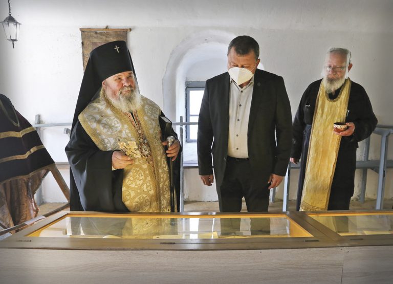 Общество | Митрополит Григорий освети нова музейна сбирка в Горна Липница