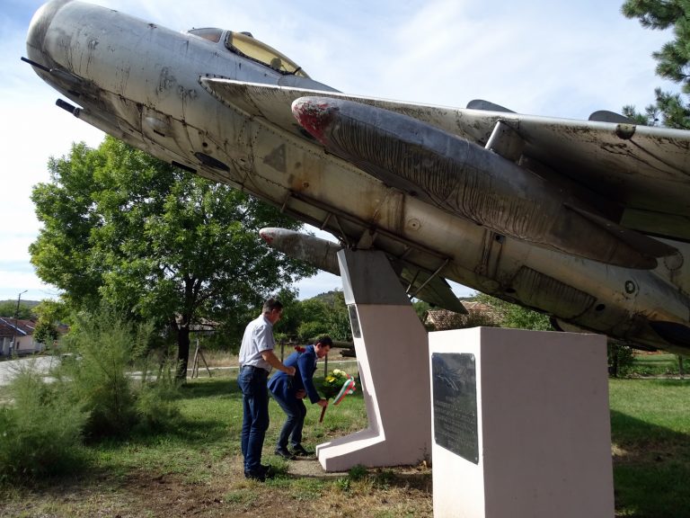 Сухиндол почете Празника на българската авиация и военновъздушните сили