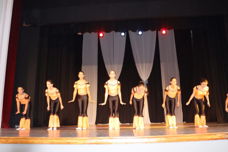 Деца от пет колектива танцуваха и трупаха знания по време на Тринадесетата балетна среща в Лясковец