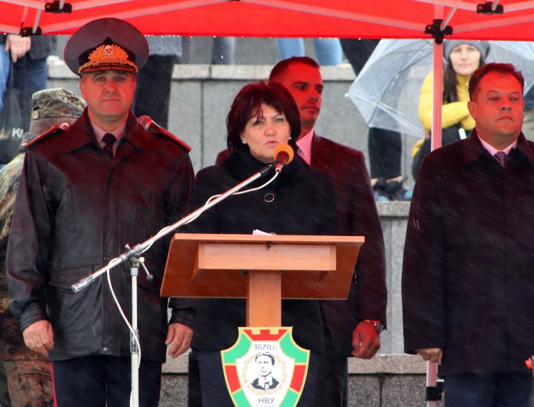 Цвета Караянчева: Резолюцията е политически акт без законодателна и правна стойност