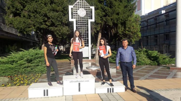 Павликени | Десетки ученици се състезаваха в общинския лекоатлетически крос „Павликени 2020“