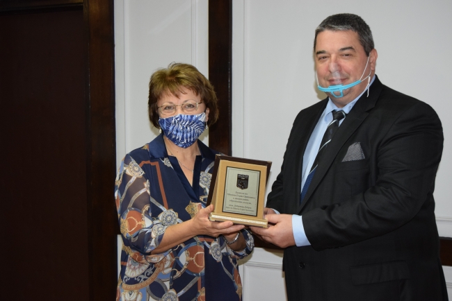 Горна Оряховица | Веселина Пеева и Славея Семова са тазгодишните носители на наградата „Будител на Община Горна Оряховица“