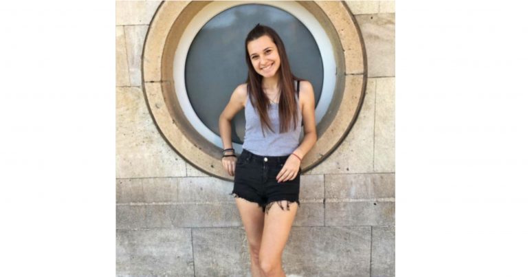 Свищов | Ученичка от СУ “Цветан Радославов” е финалист в научна надпревара