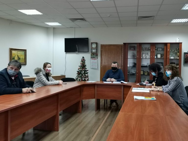 Павликени | Общинският кризисен щаб в Павликени: „Собствениците на търговски обекти подлежат на глоба, ако не прилагат задължителните противоепидемични мерки“