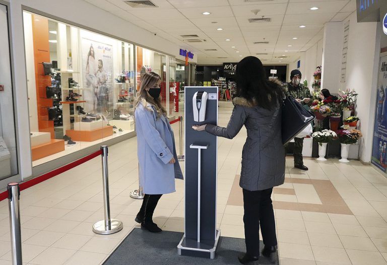 Mall Велико Търново отвори врати и посреща  своите клиенти с големи намаления и нови колекции