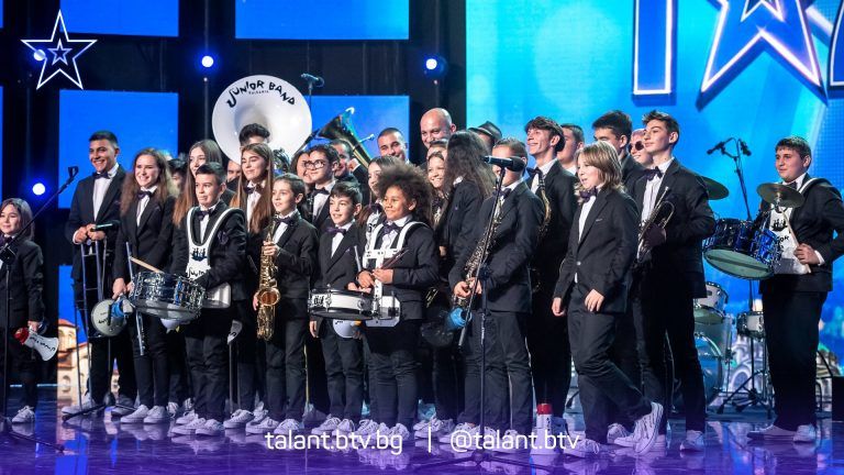 „Джуниър бенд“ спечелиха журито на шоуто „България търси талант“