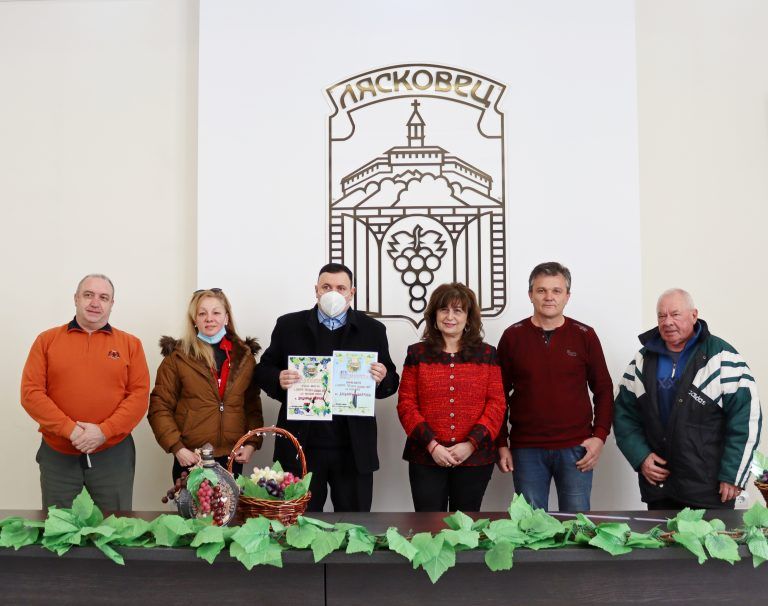 В Лясковска община производители на домашно вино се съревноваваха за приза „Най-добър винар“