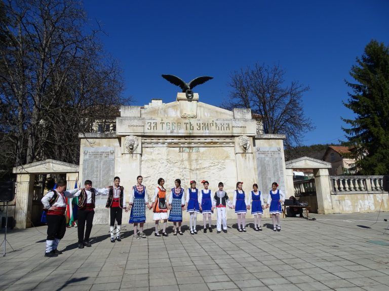 Сухиндол празнува 3-ти март