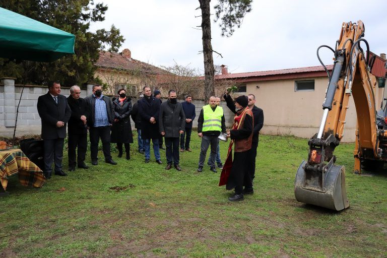 Започна подмяна на 30 км водопровод в Караисен