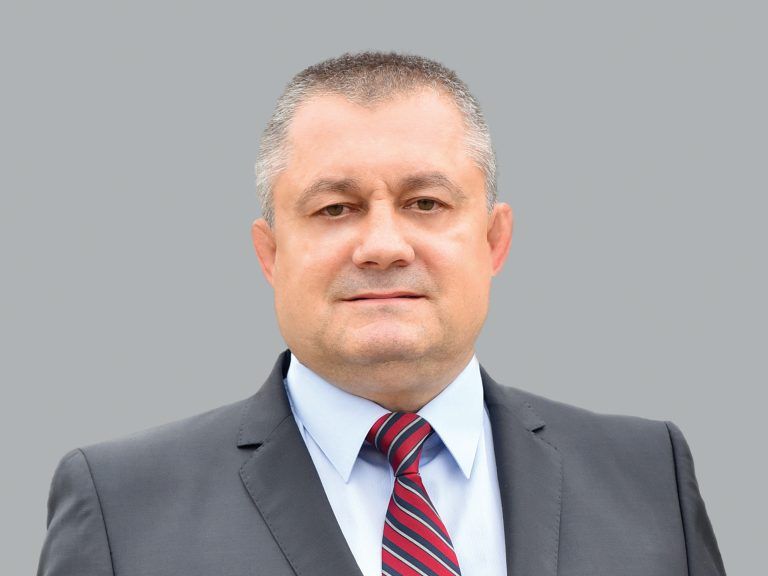 Горещи новини | Поздравление от Румен Павлов към самодейните колективи в община Стражица