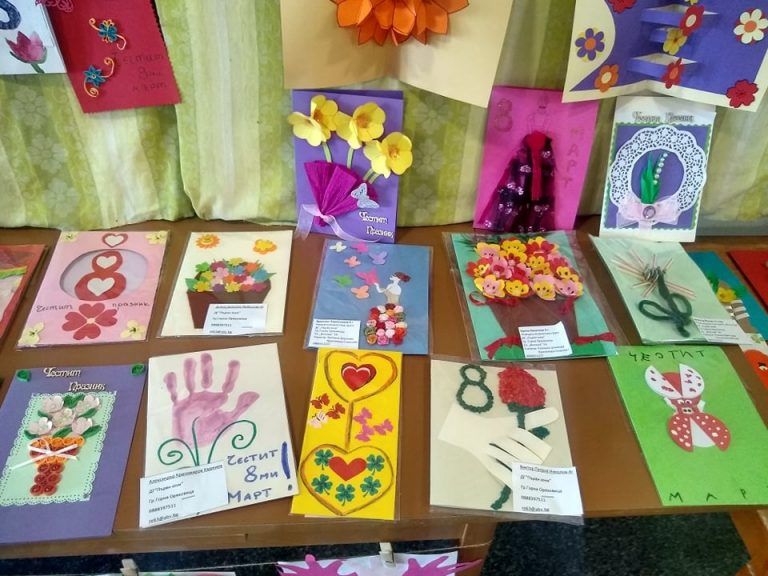 Над 150 осмомартенски честитки се състезаваха в лясковски конкурс