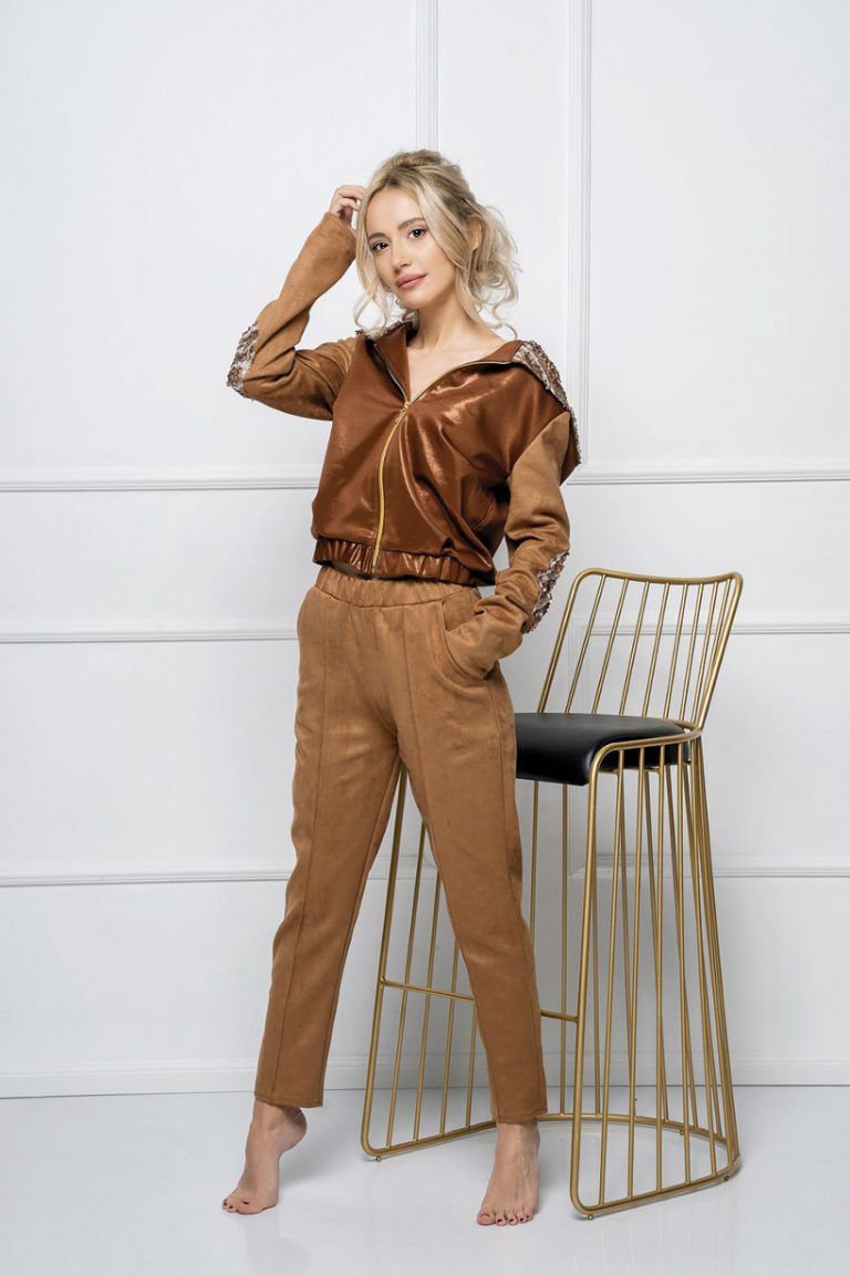 Великотърновката Мила Захариева създаде свой луксозен моден бранд