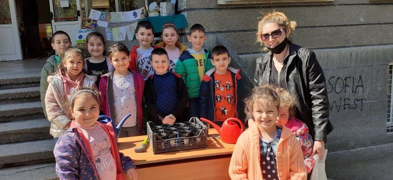 Лясковските деца с разнообразни инициативи по повод Световния ден на Земята