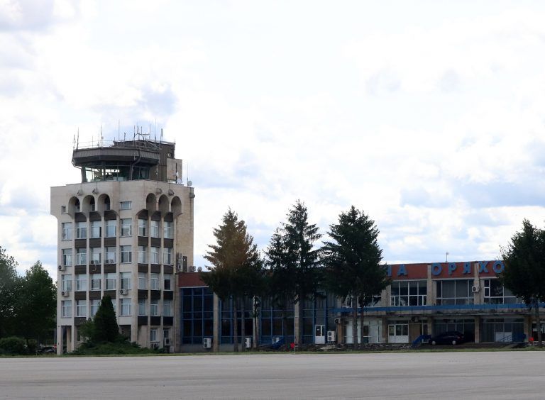 Общество | 470 са били желащите да работят на Летище – Горна Оряховица