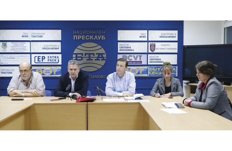 Коалиция “Ляв съюз за чиста и свята република” представи листата си за изборите на 11 юли