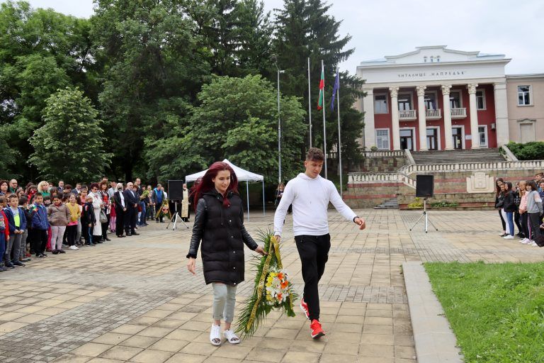 145 години от Ботевата гибел отбелязаха лясковчани