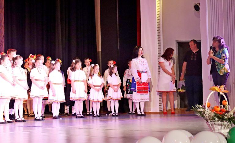 Лясковските танцьори и музиканти изнесоха голям концерт в Деня на българския фолклор