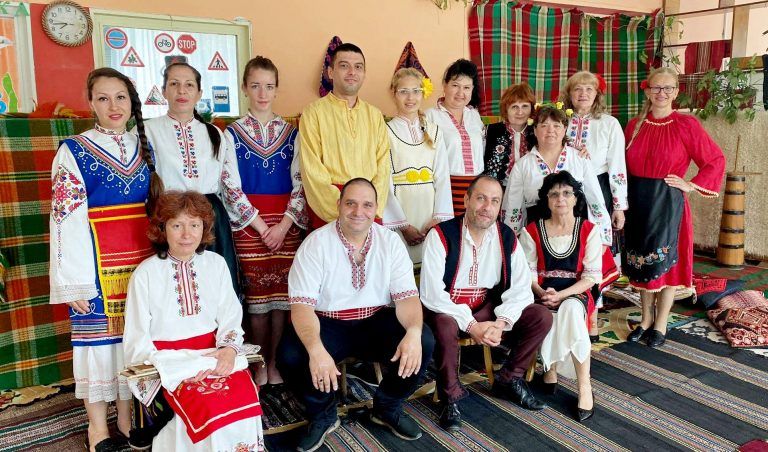 Типична сватба от XIX век пресъздадоха в лясковската детска градина „Радост“