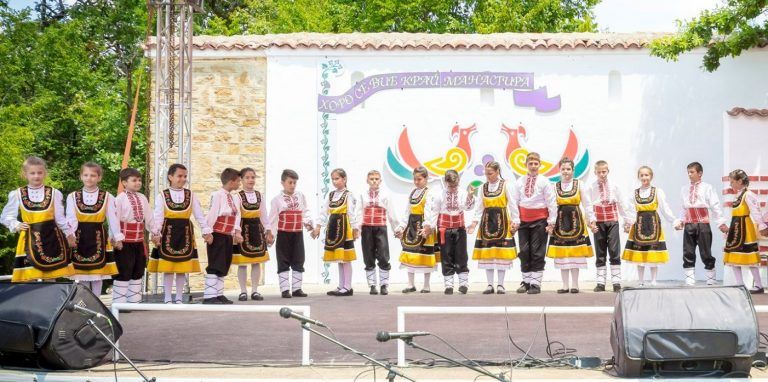 Горещи новини | Тази събота и неделя ще се проведе Шестнадесетото издание на Петропавловския събор на народното творчество