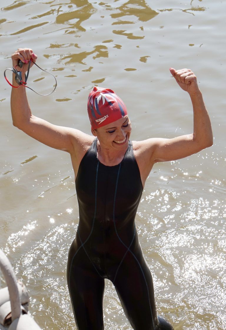 Шесто издание записа Националната плувна надпревара в Лясковец