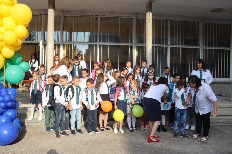 В лясковските училища тържествено бе открита новата учебна година