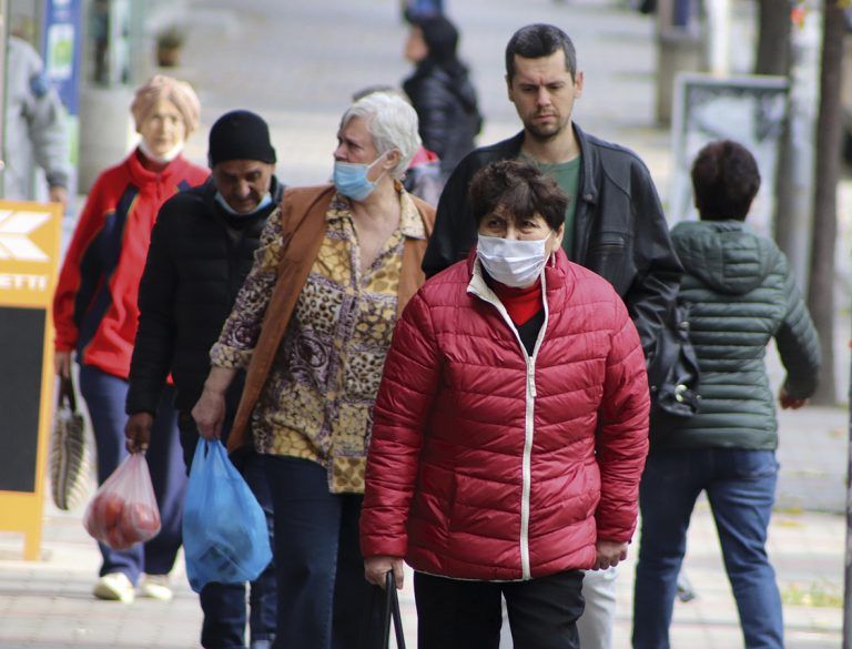 Здраве | Хората с антитела също ще  получават зелени сертификати
