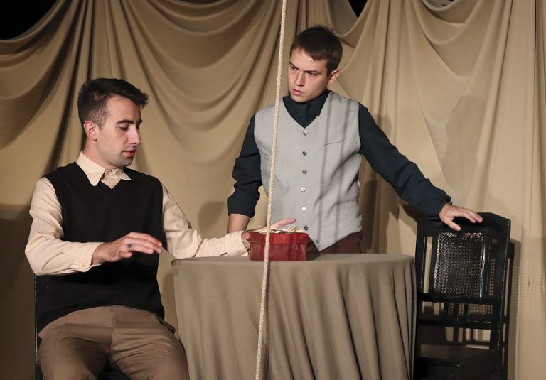 Ученик на Цветана Манева е част от трупата на Великотърновския театър