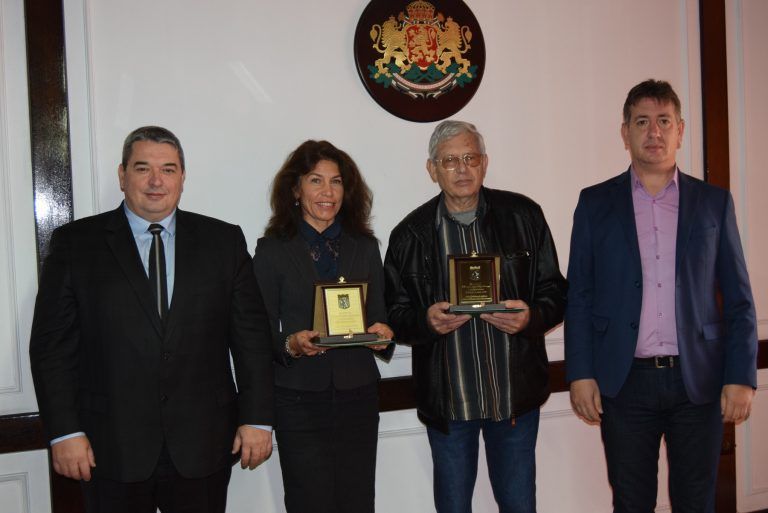 Горна Оряховица | Ренета Бабулкова и Милко Тодоров са тазгодишните носители на наградата „Будител на Община Горна Оряховица“