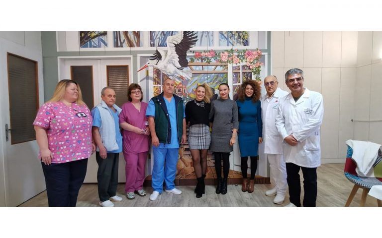Уникален триизмерен стенопис откриха  в родилното отделение в Г. Оряховица