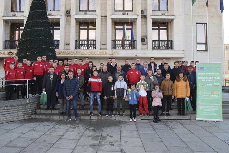 Горна Оряховица | Инж. Добромир Добрев се срещна с медалисти от 2021 г.