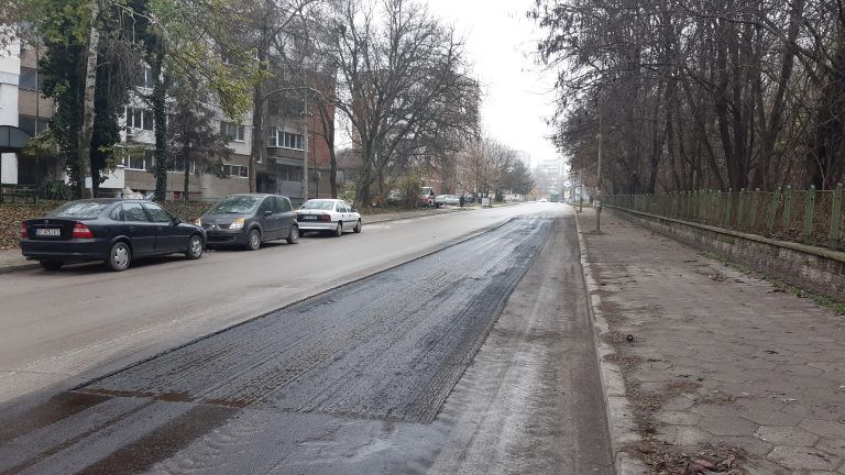 Авариен ремонт на част от път II-52 предприе община Свищов