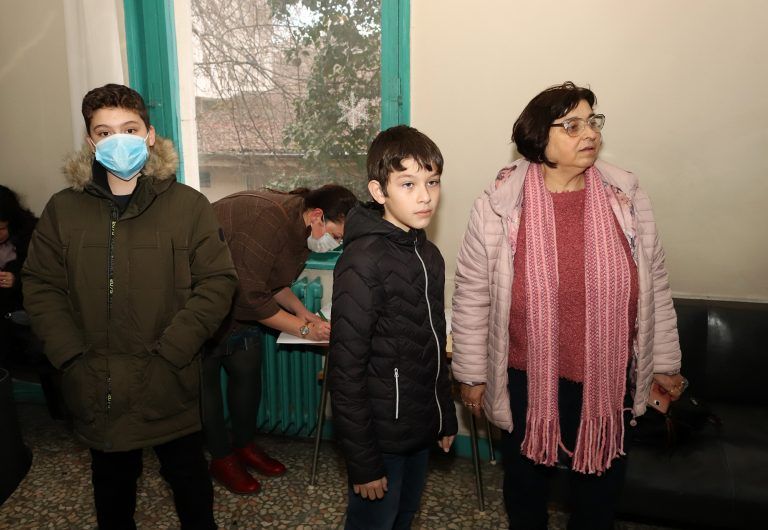 Десет деца между 5 и 11 години бяха ваксинирани срещу Covid-19