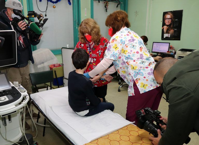 Горещи новини | Десет деца между 5 и 11 години бяха ваксинирани срещу Covid-19