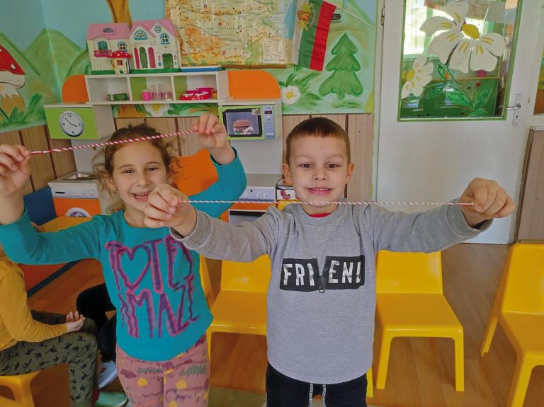 Павликени | Историческият музей в Павликени запознава деца и ученици с мартенската обредност