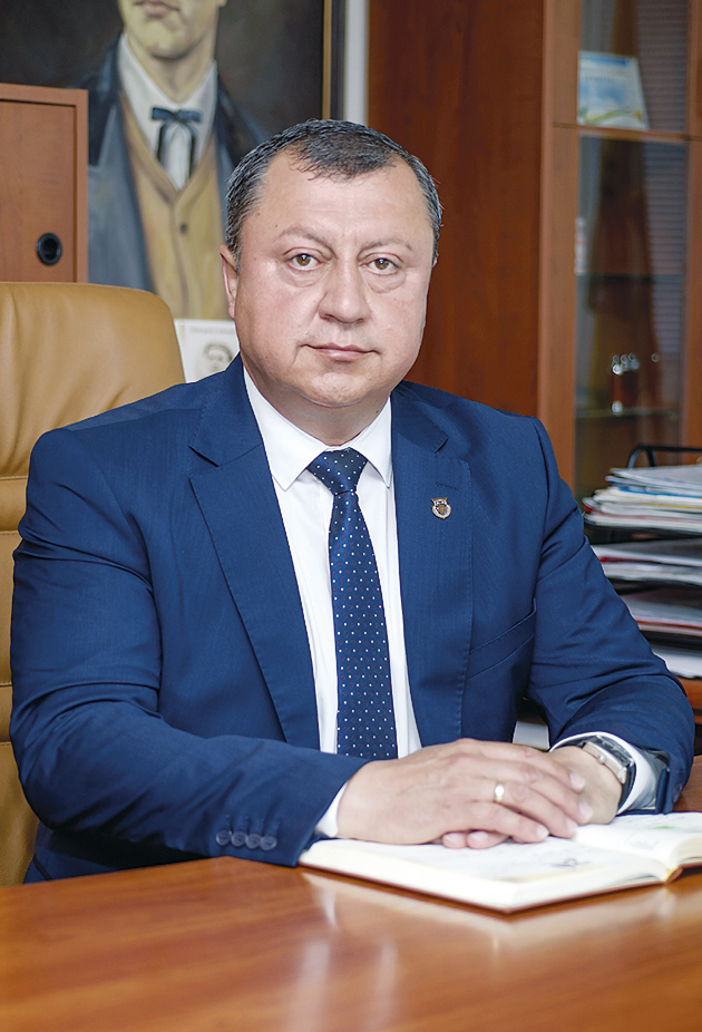 Павликени | Поздрав от инж. Емануил Манолов кмет на Община Павликени