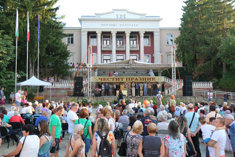22 награди бяха връчени тази година на празника Петровден в Лясковец