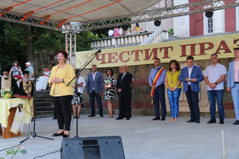 22 награди бяха връчени тази година на празника Петровден в Лясковец