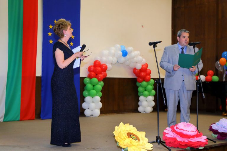 Горна Оряховица | Инж. Добромир Добрев уважи 50-годишния юбилей на ДГ “Първи юни” в Горна Оряховица