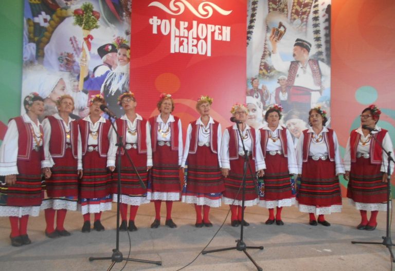 Международният фестивал в Царевец донесе високи отличия на певци и инструменталисти от Лясковска община