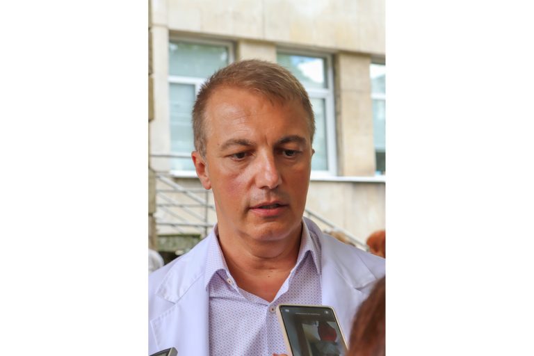 Здраве | Привличането на нови лекари е сред приоритетите  на директора на областната болница във В. Търново