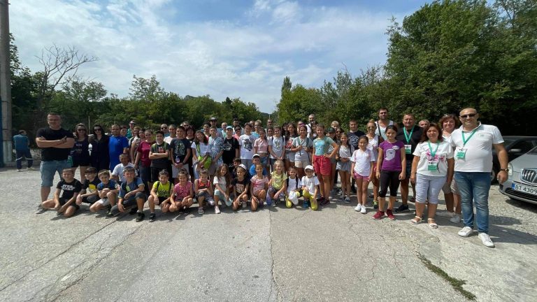 Горна Оряховица | Горнооряховските скаути издигнаха лагер на „Божур поляна”