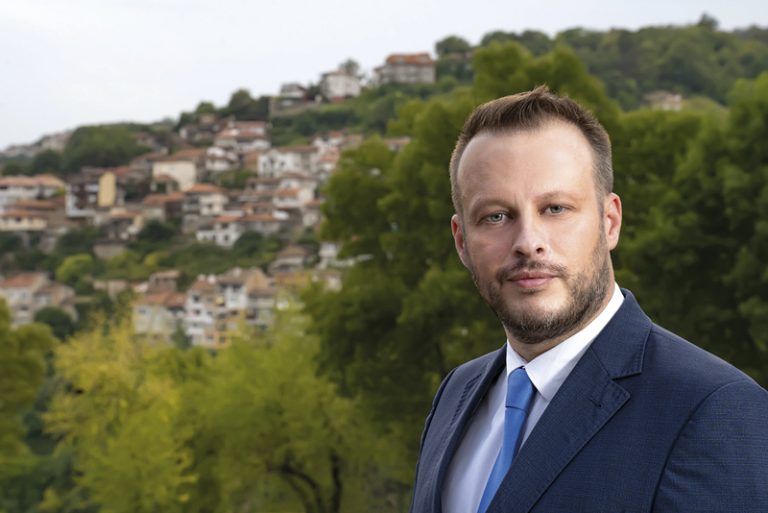 Пари и власт | Арх. Йордан Терзийски: “Единствено коалиция около  “Продължаваме промяната” може да гарантира стабилно управление”