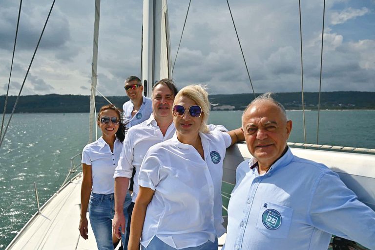 Пари и власт | Мартин Димитров:  “Демократична България” няма да вдига данъците.  Имаме нужда от инвестиции и растеж