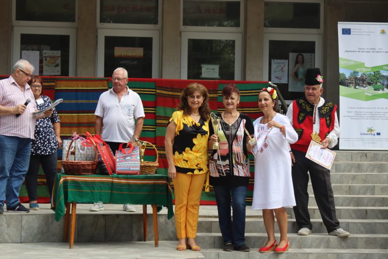 Десето юбилейно издание на фолклорно-кулинарния празник „Ден на кокошата чорба“ се проведе в Козаревец