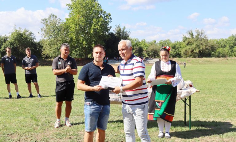 Сто години футбол в Козаревец честваха спортисти, спортни деятели и много гости