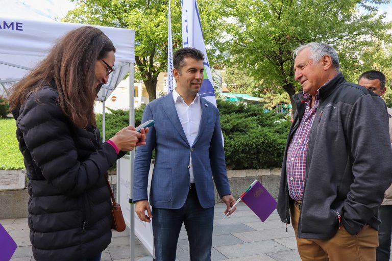 Кирил Петков:  „Време е България да се развива по  нов модерен начин и без корупция“