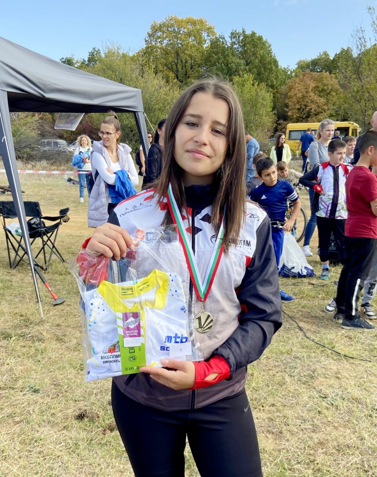 В Лясковец 62-ма млади състезатели се включиха във второто съревнование по колоездене MTB School