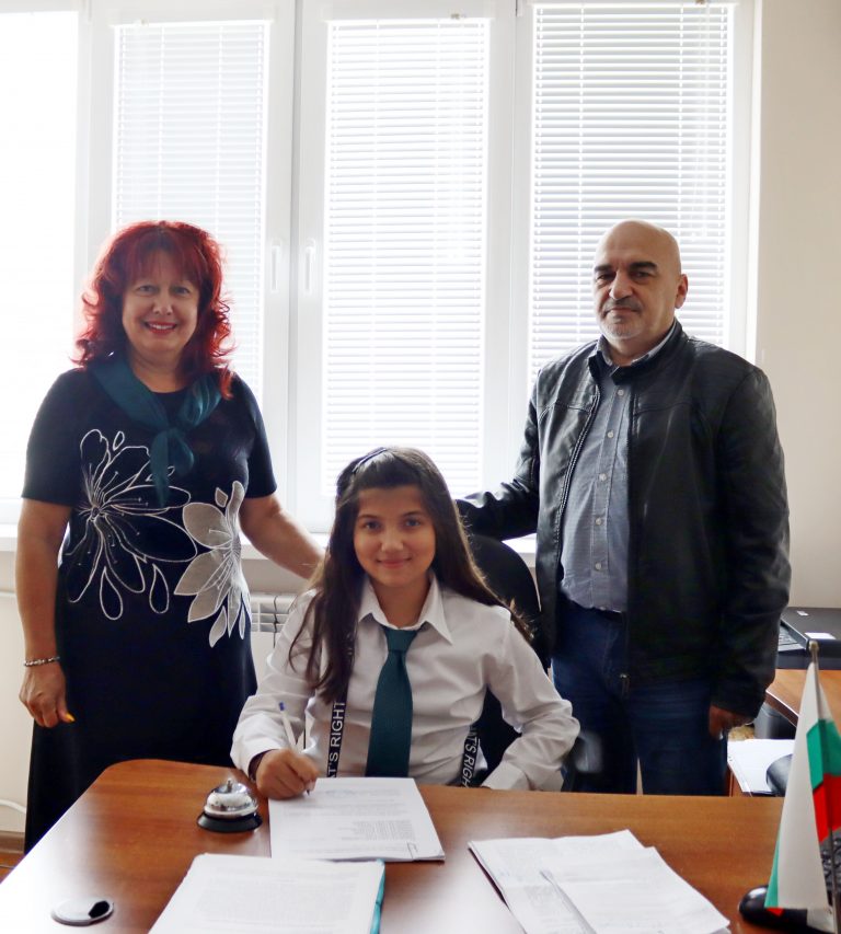 В Лясковец млади граждани се срещнаха с местната власт в Деня на българската община