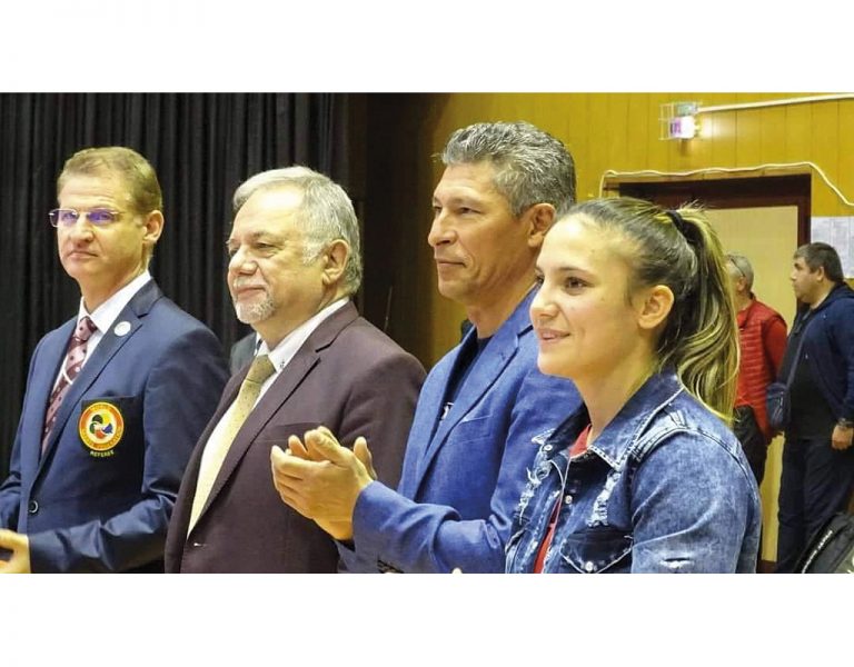 13 медала за КК “Етър” от купата по карате